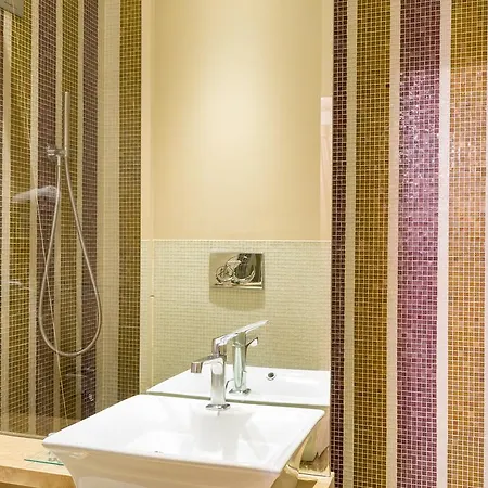 Bed & Breakfast - Monti 4*